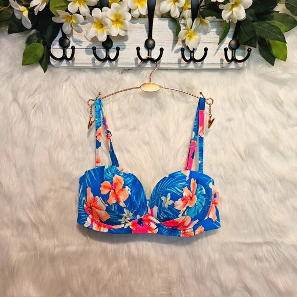 Ardene Hawaiian Floral Sweetheart Padded Bikini Top - Picture 2 of 4